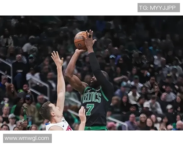 球迷炸锅:凯尔特人这一行为引热议!