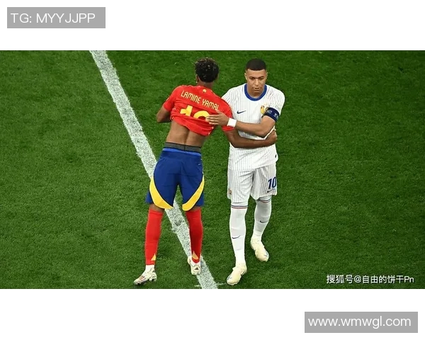 球员社交媒体热帖精选曝光 揭秘幕后故事与粉丝互动瞬间